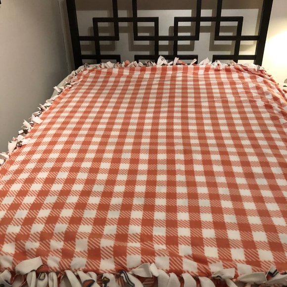 Homemade Mushroom Lightweight Fleece Blanket - Picture 4 of 7